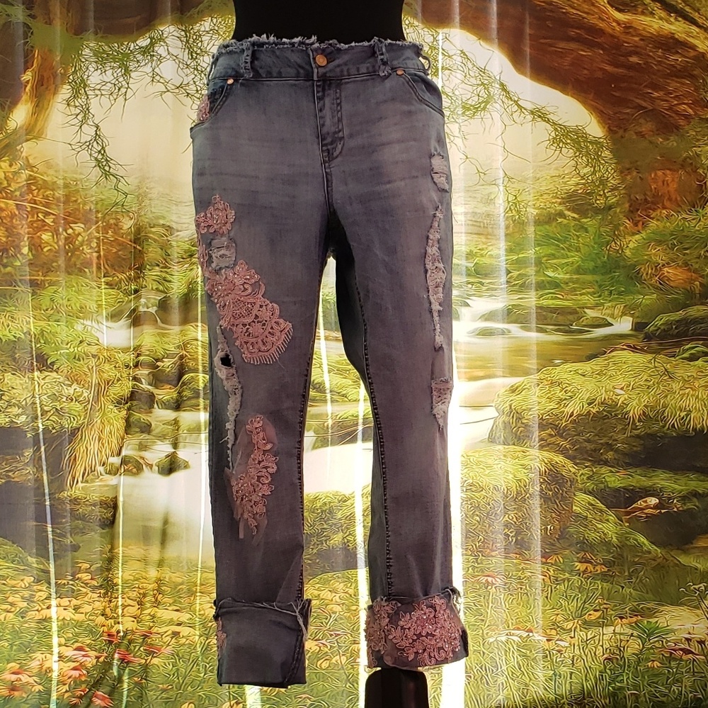 Custom Order Pretty In Pink Lace Applique Jeans - Picture 3 of 6